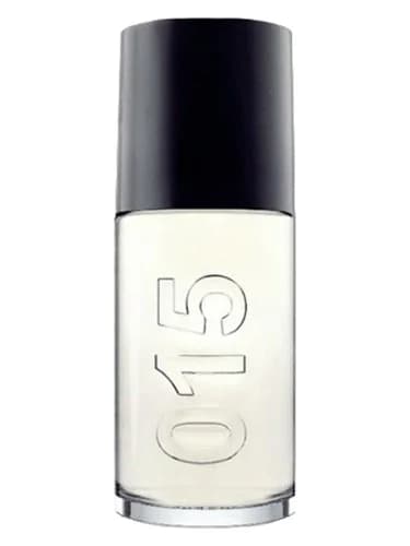Frasco del perfume 015 de Avon — fragancia masculino