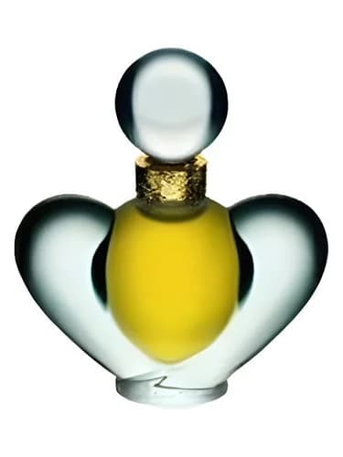 Frasco del perfume Farouche de Nina Ricci — fragancia femenino