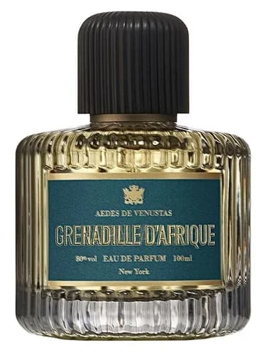 Frasco del perfume Grenadille D Afrique de Aedes De Venustas — fragancia unisex