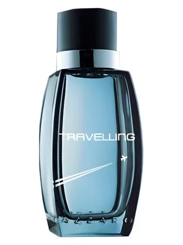 Frasco del perfume Travelling de Azzaro — fragancia masculino