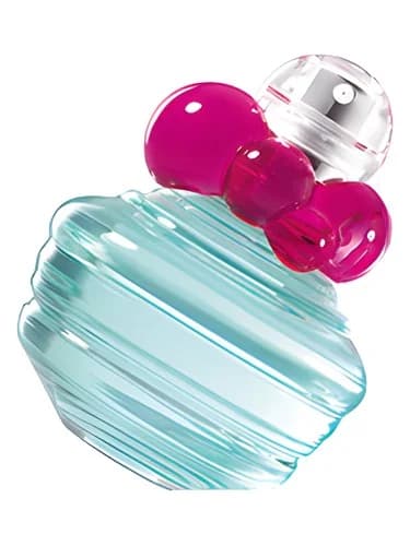 Frasco del perfume Catch Me L Eau de Cacharel — fragancia femenino