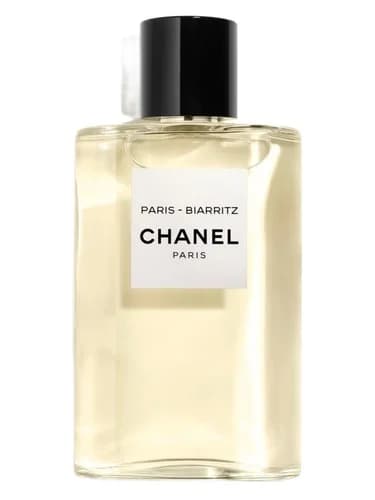 Frasco del perfume Paris Biarritz de Chanel — fragancia unisex