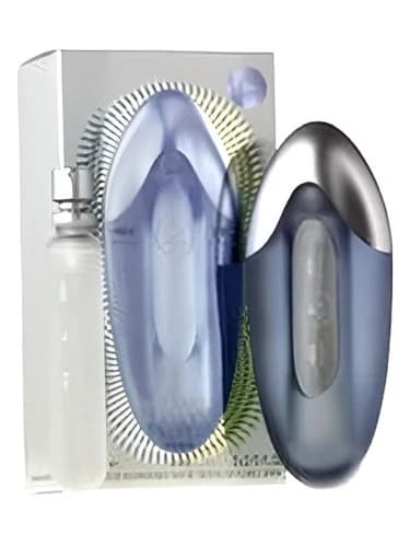 Frasco del perfume Oblique Play de Givenchy — fragancia unisex