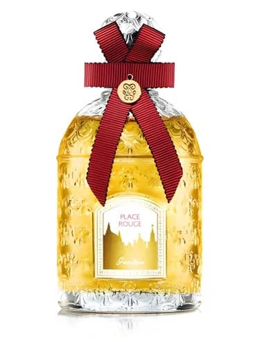 Frasco del perfume Place Rouge de Guerlain — fragancia femenino