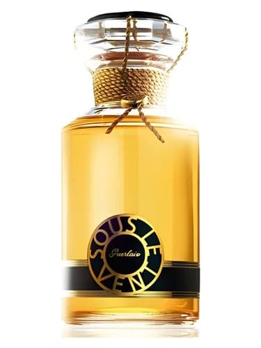 Frasco del perfume Sous Le Vent de Guerlain — fragancia femenino