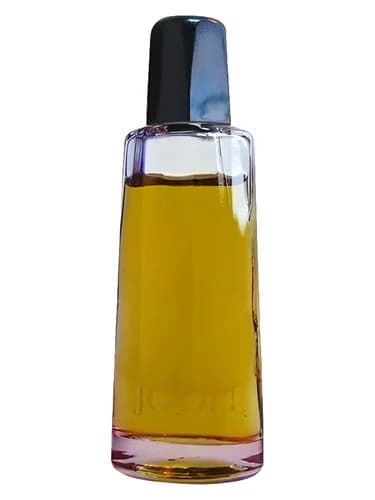 Frasco del perfume Joop Nuit D Ete de Joop — fragancia femenino