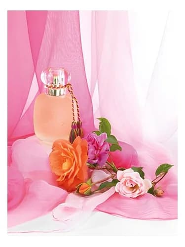 Frasco del perfume Rose Kashmirie de Les Parfums De Rosine — fragancia femenino