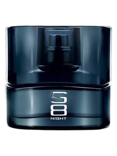 Frasco del perfume S8 Night de Oriflame — fragancia masculino