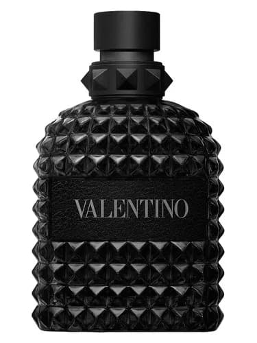 Frasco del perfume Valentino Uomo Born In Roma Rockstud Noir de Valentino — fragancia masculino